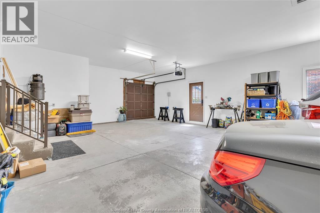 28 CLEOPHAS DRIVE - 29