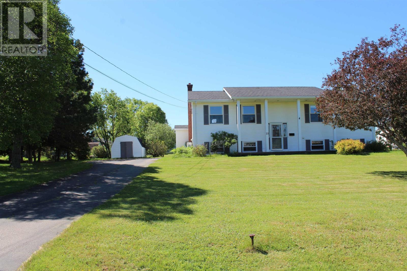 22 MacLauchlan Drive - 1