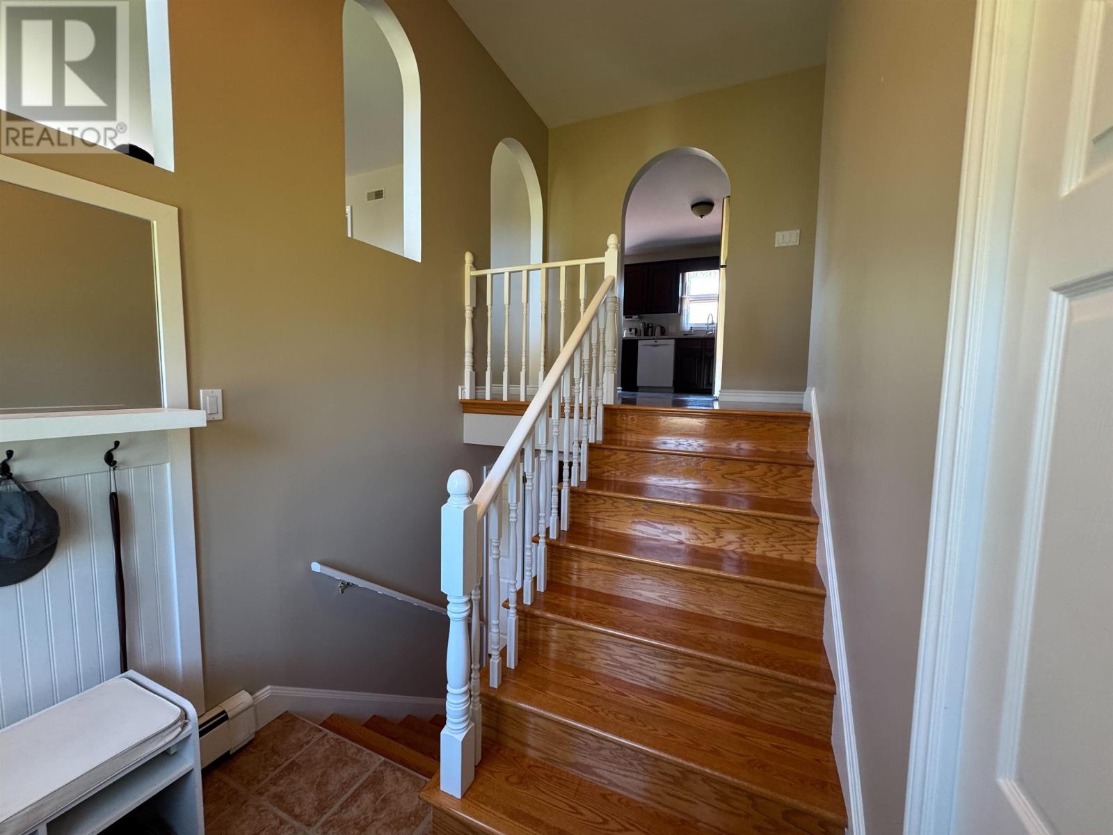 22 MacLauchlan Drive - 2
