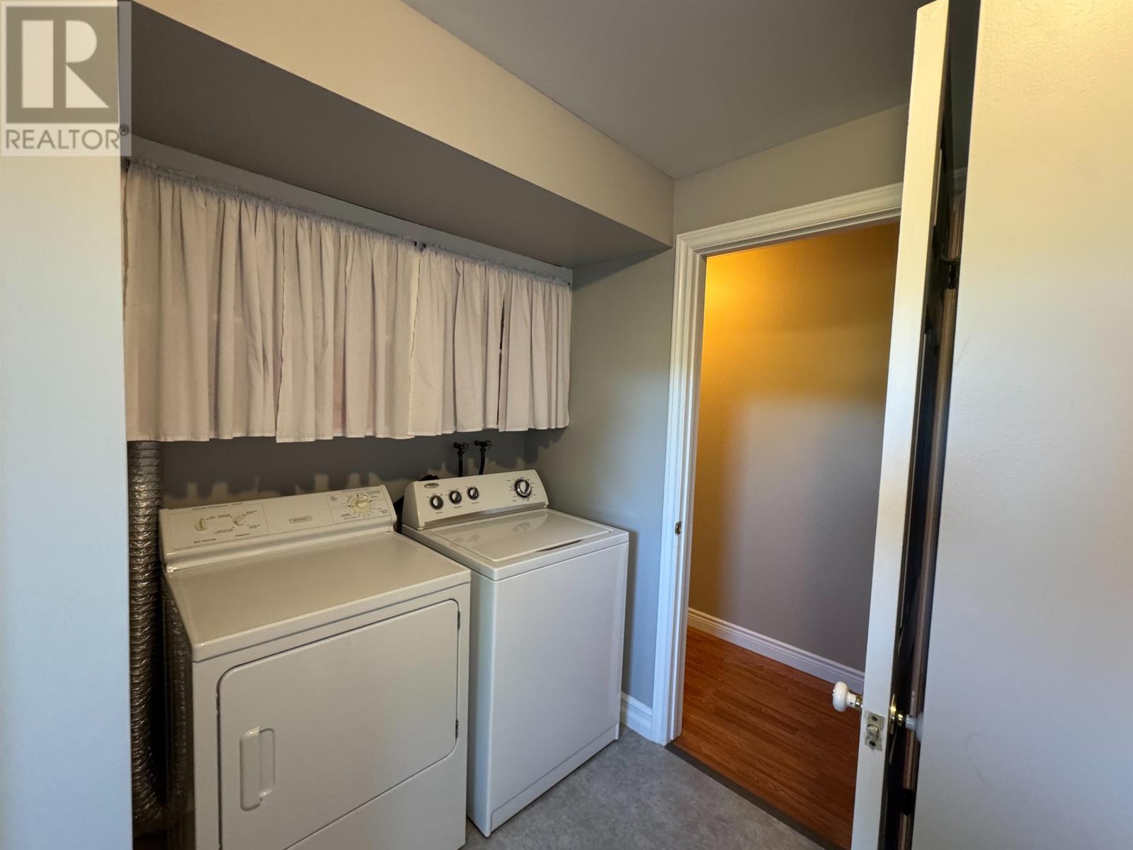 22 MacLauchlan Drive - 21