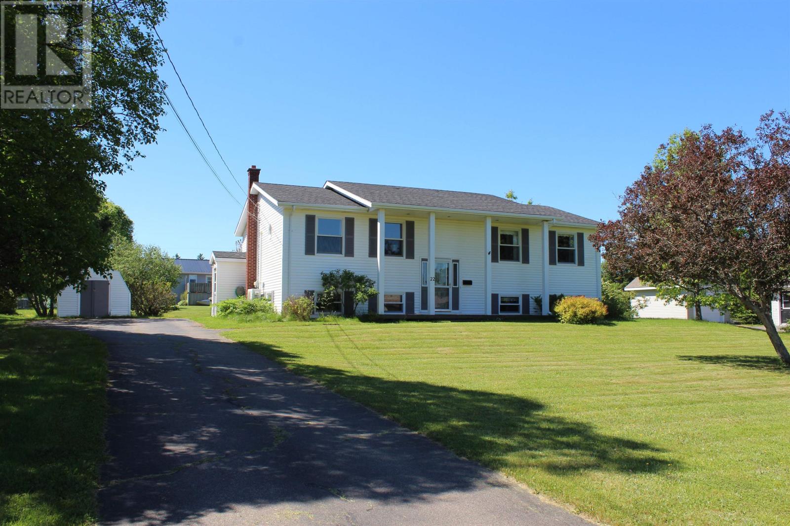 22 MacLauchlan Drive - 25