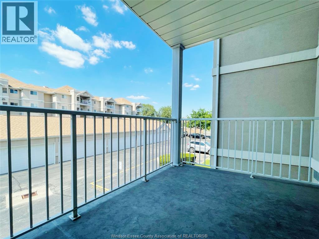#211 1547 Grand Marais ROAD West - 15
