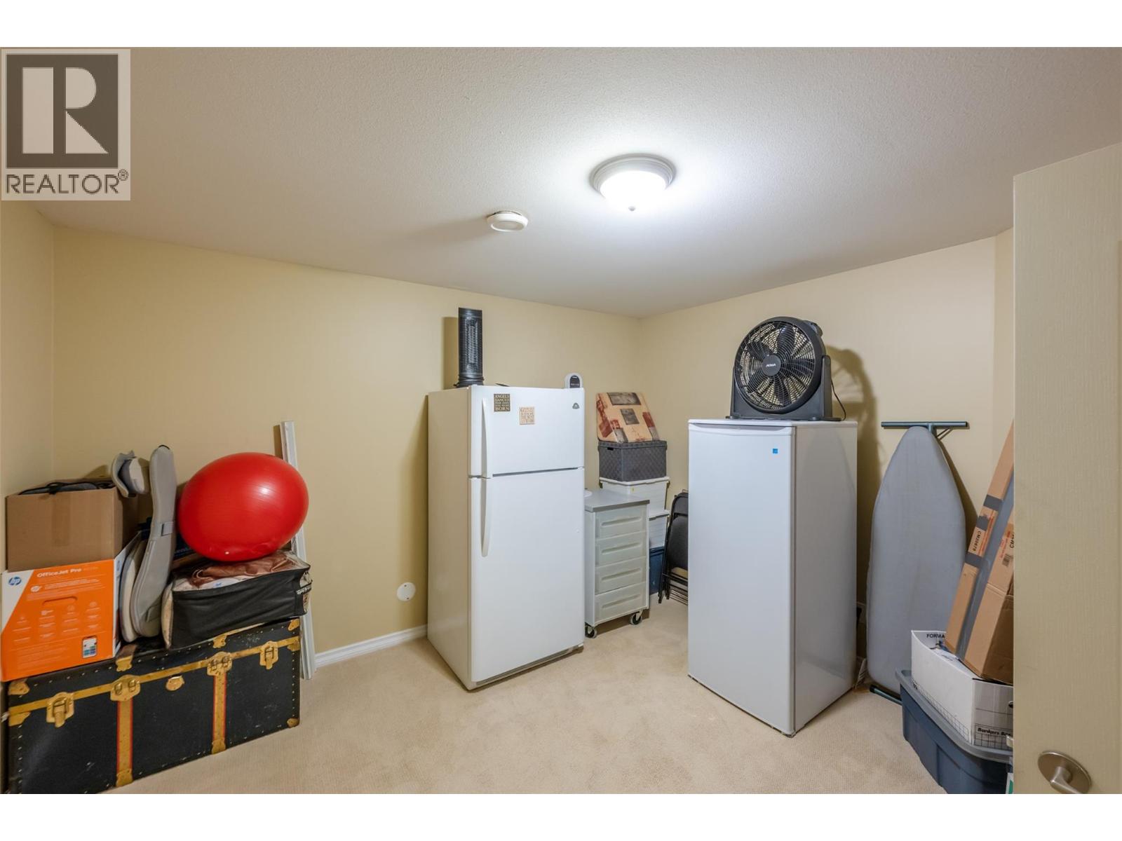 #108 705 Balsam Avenue - 32