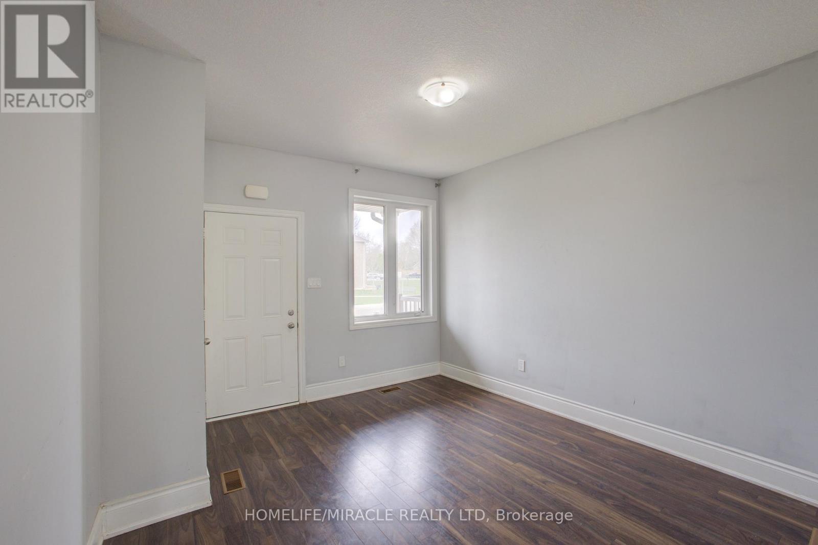 123 SAMUEL DRIVE - 9