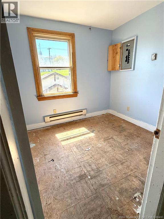 483 Demonts Street - 10