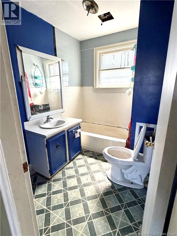 483 Demonts Street - 14