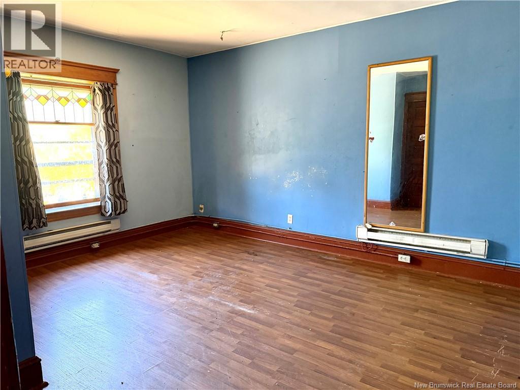 483 Demonts Street - 23