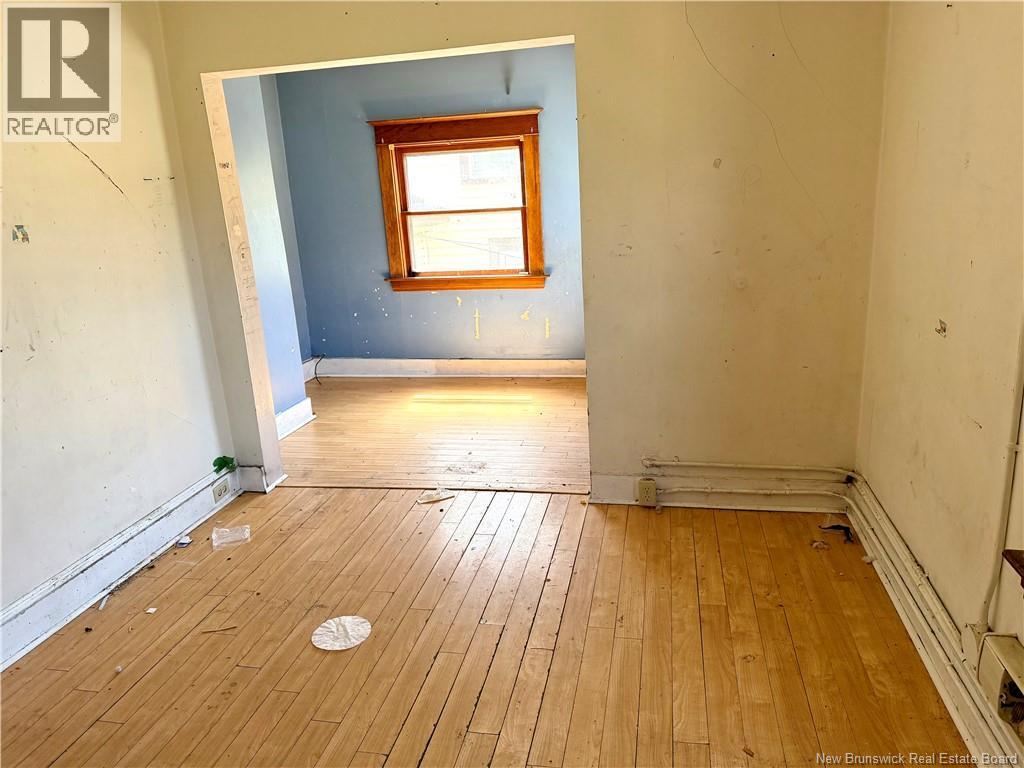 483 Demonts Street - 24