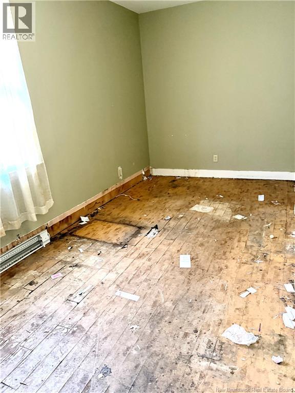 483 Demonts Street - Image 29