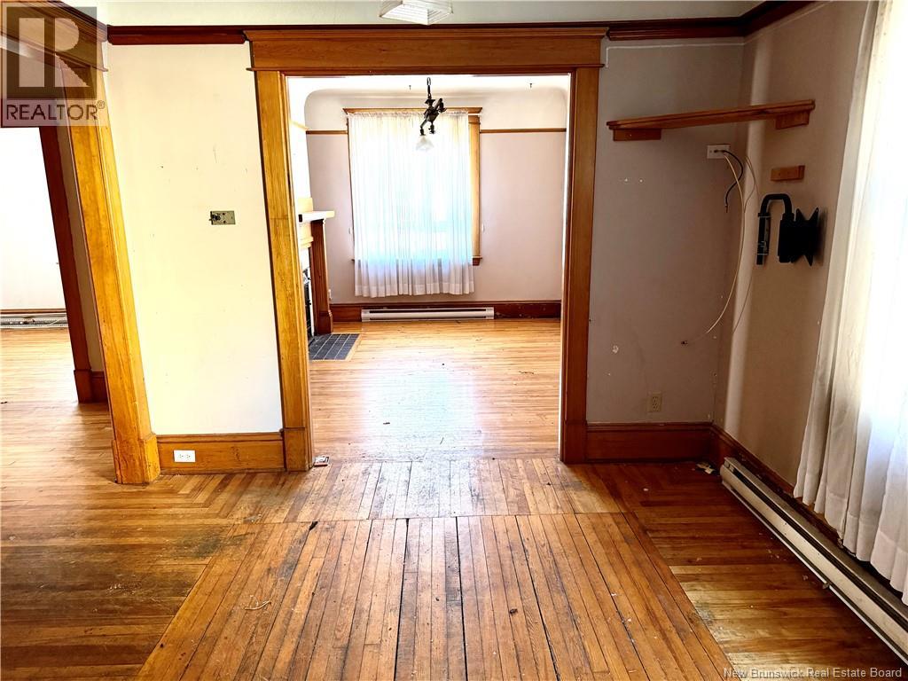 483 Demonts Street - Image 4