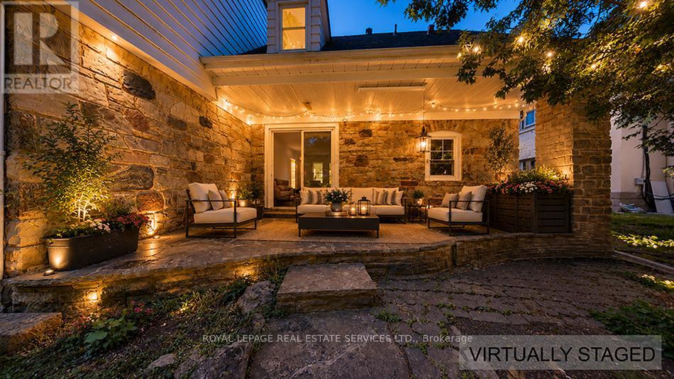 31 BURNHAMTHORPE PARK BOULEVARD - 40