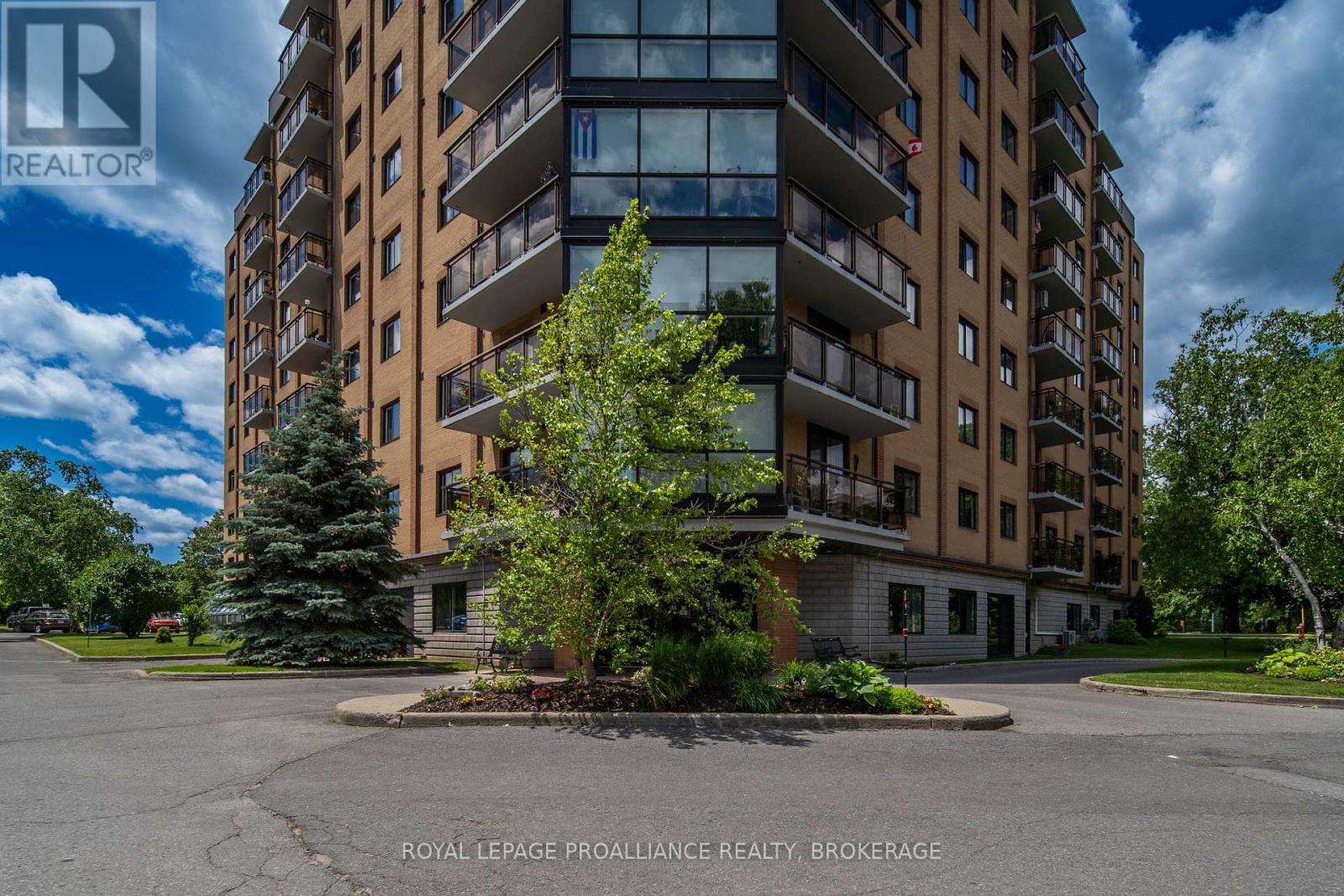 #606 120 BARRETT COURT - 39