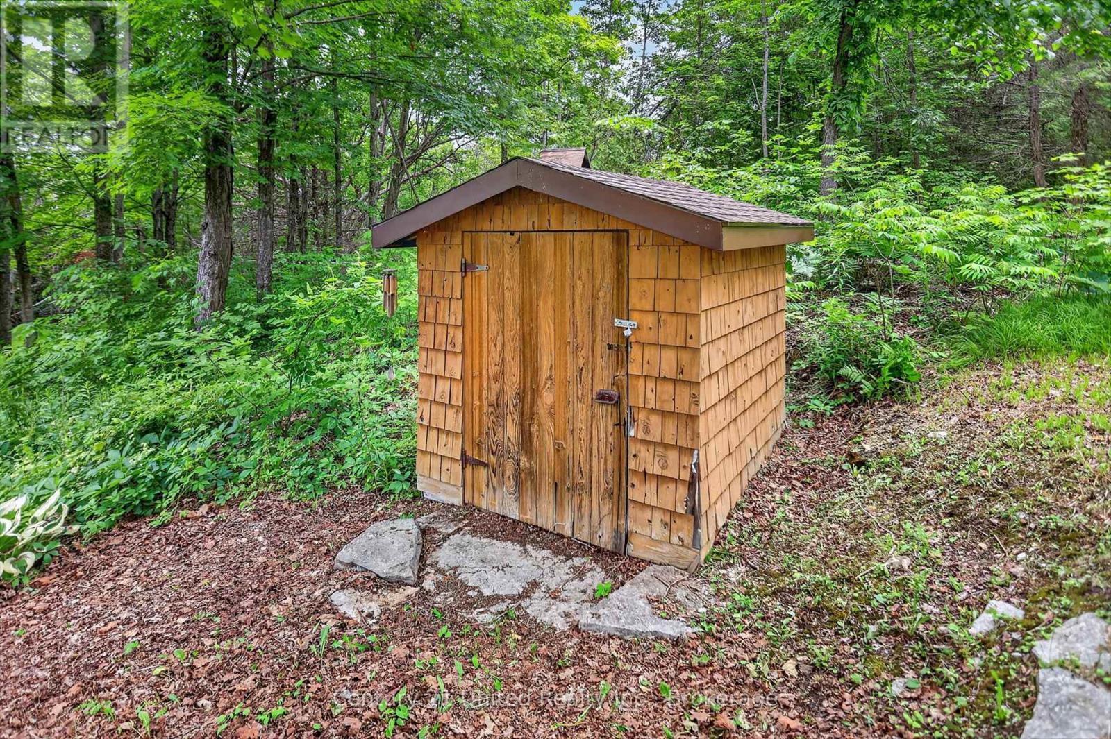 3400 JUNIPER POINT ROAD - 35