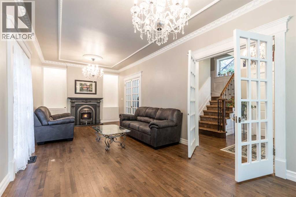 127 1 Street SW - 13