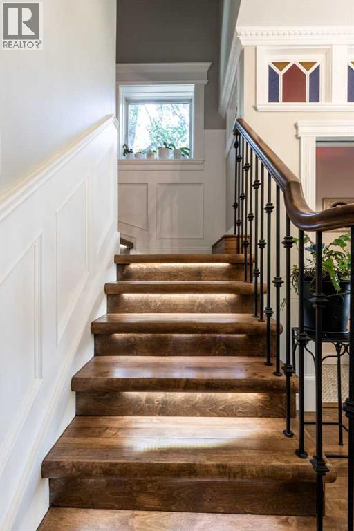 127 1 Street SW - 27