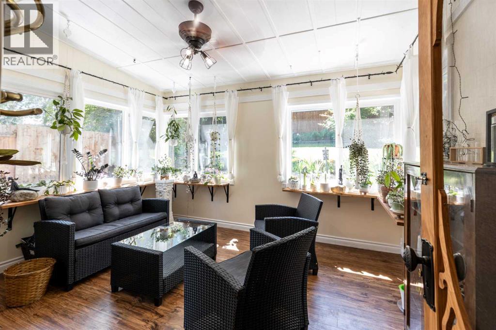 127 1 Street SW - 25
