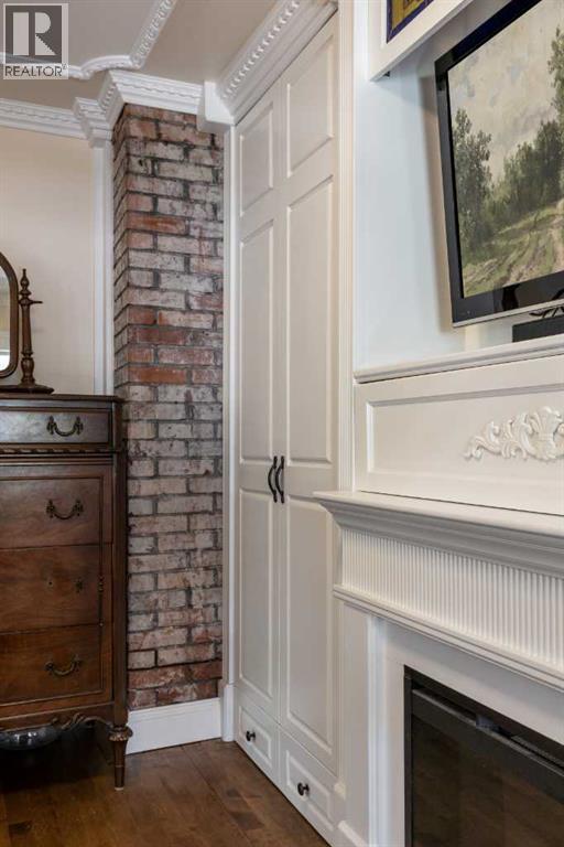 127 1 Street SW - 30