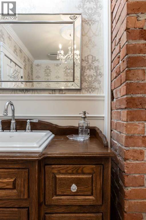 127 1 Street SW - 36