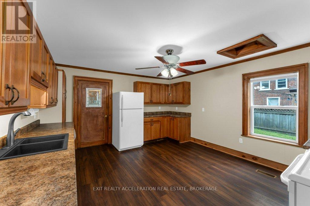 182 WEST STREET - 21