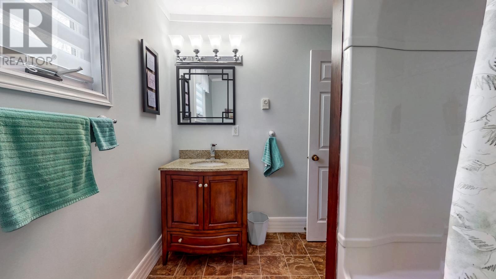 92 Watson Crescent thumbnail 23