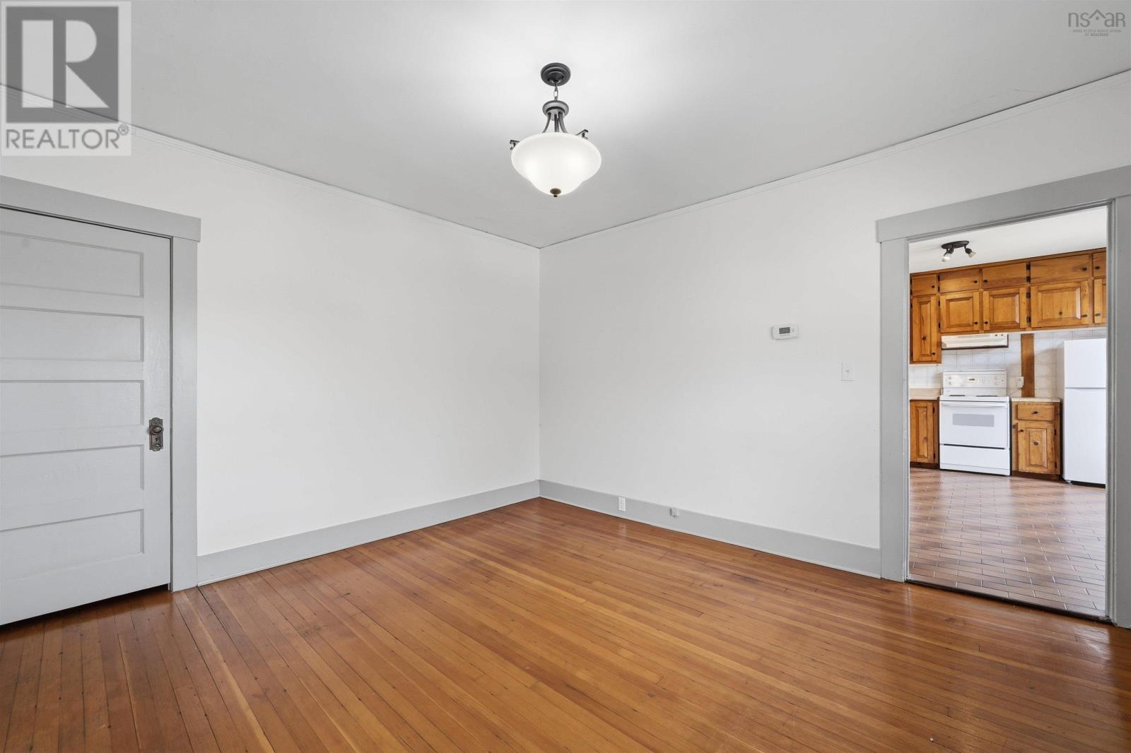 271 A&B Portland Street - 16