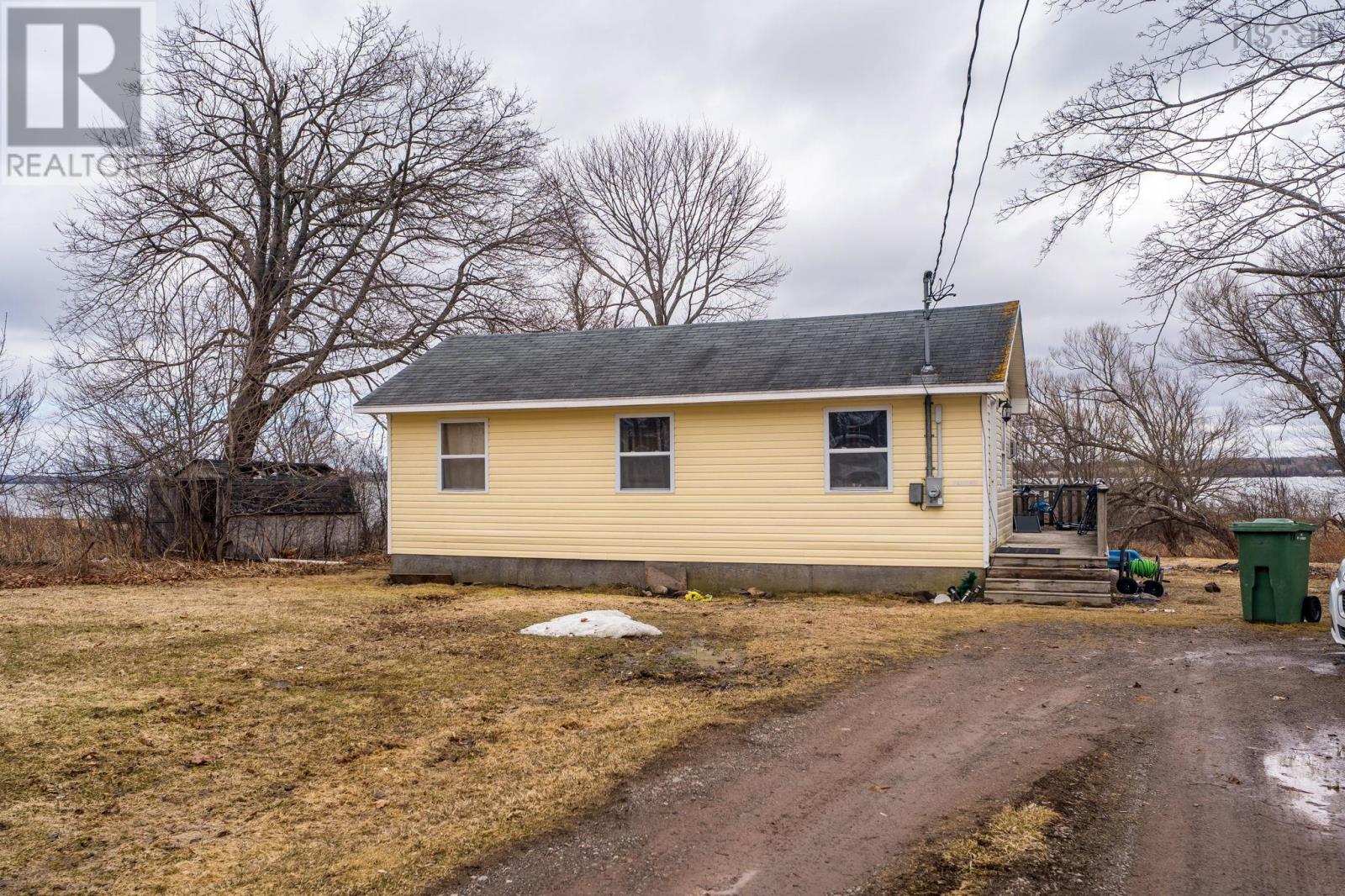 2456 Highway 376 - 47