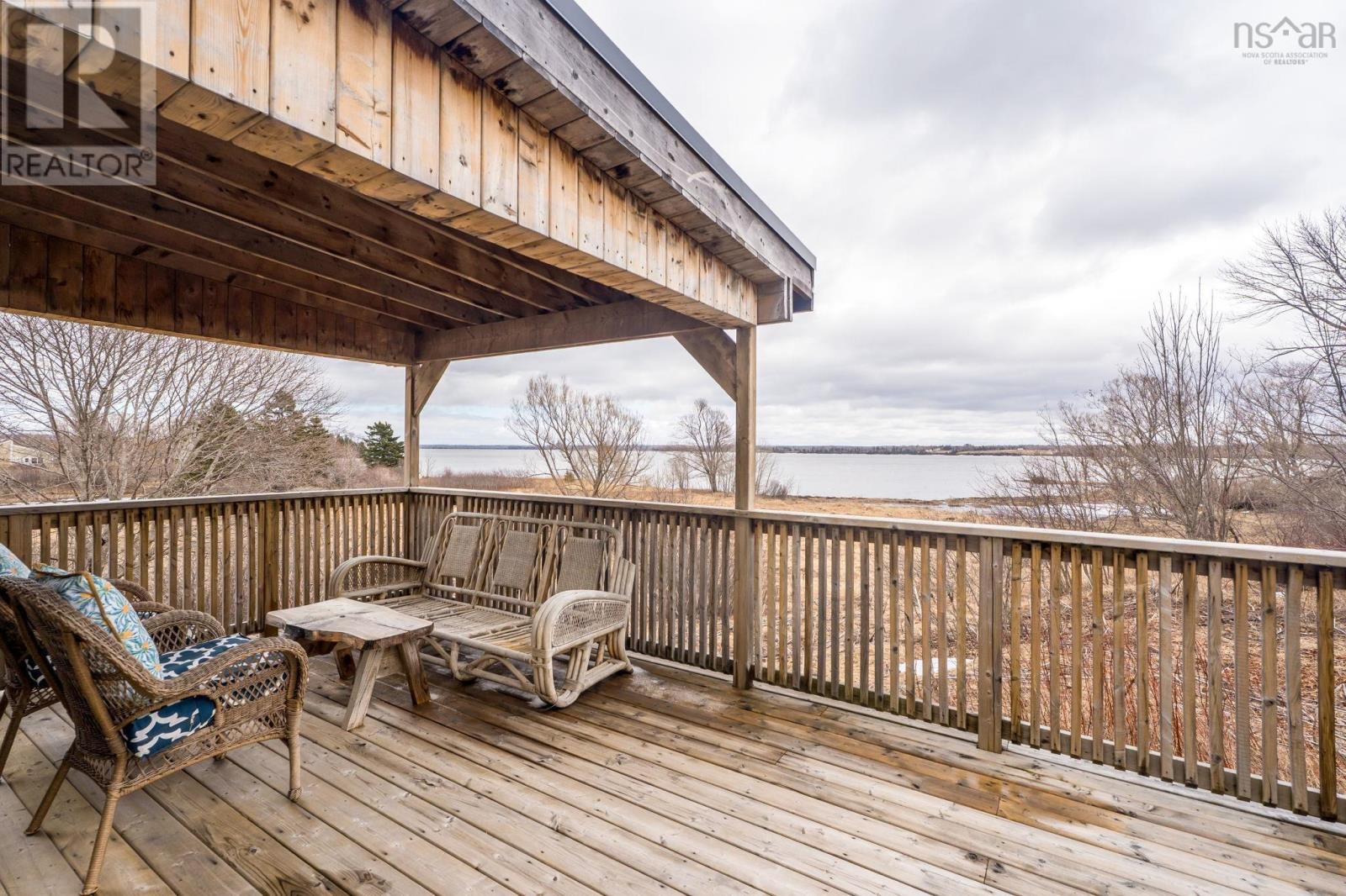 2456 Highway 376 - 48
