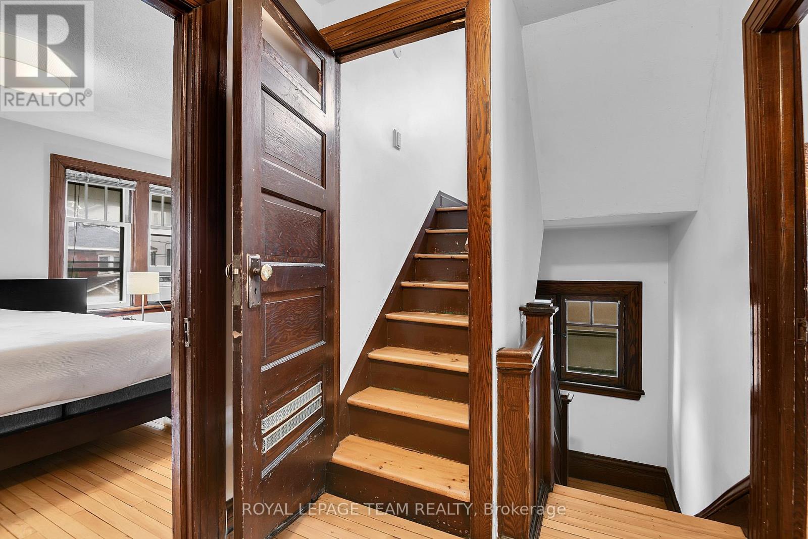 40 GROSVENOR AVENUE - 15