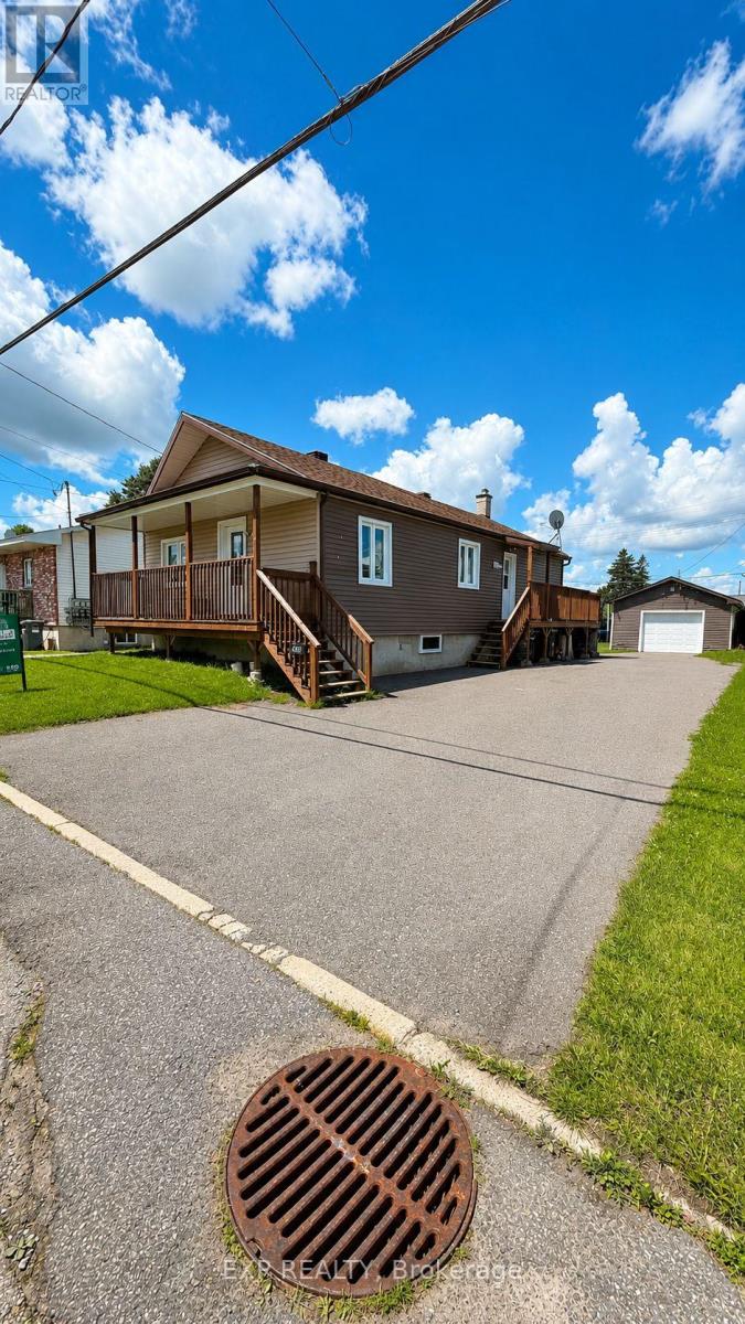 458 CATHERINE STREET - 5