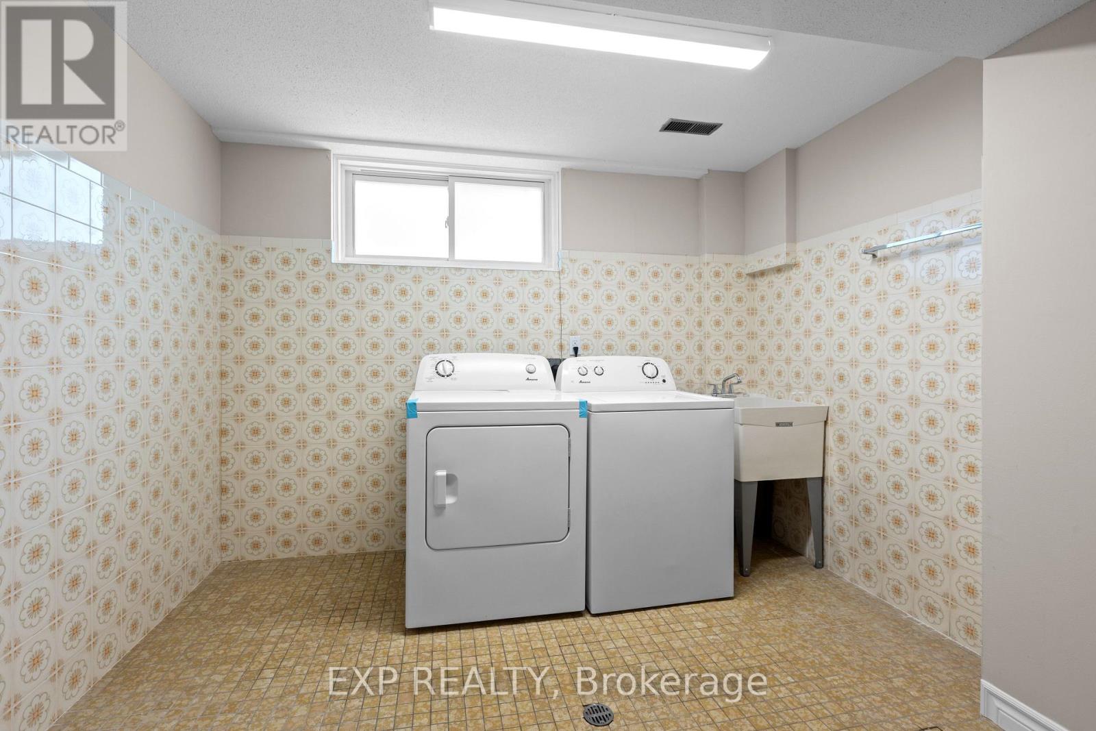 4 Bed, 4 Bath House for Rent in Ottawa – 869 MARYLAND AVENUE, Ottawa – MLS# X13483004 - Image 34