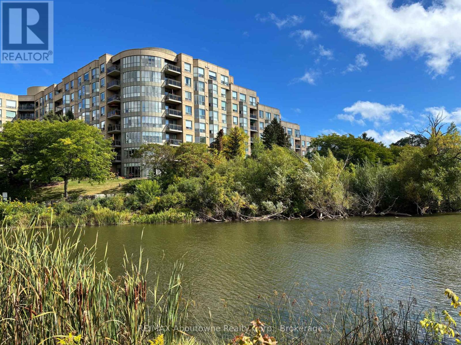 #406 2511 LAKESHORE ROAD W - 41