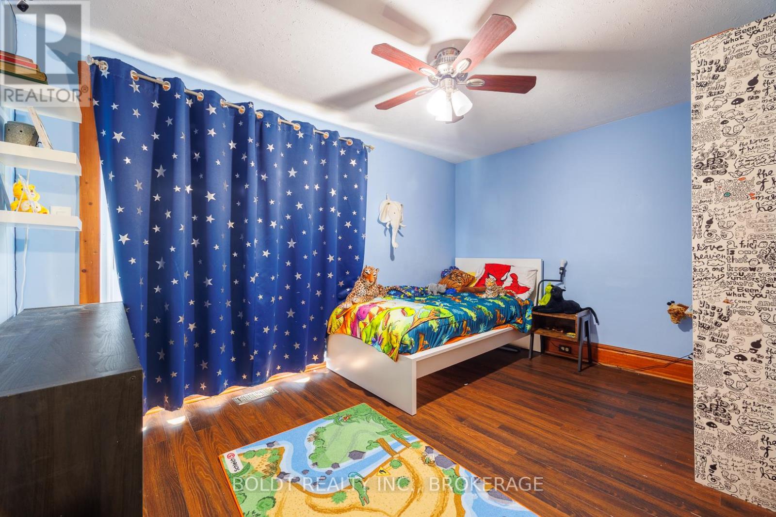 5285 THIRD AVENUE - 13