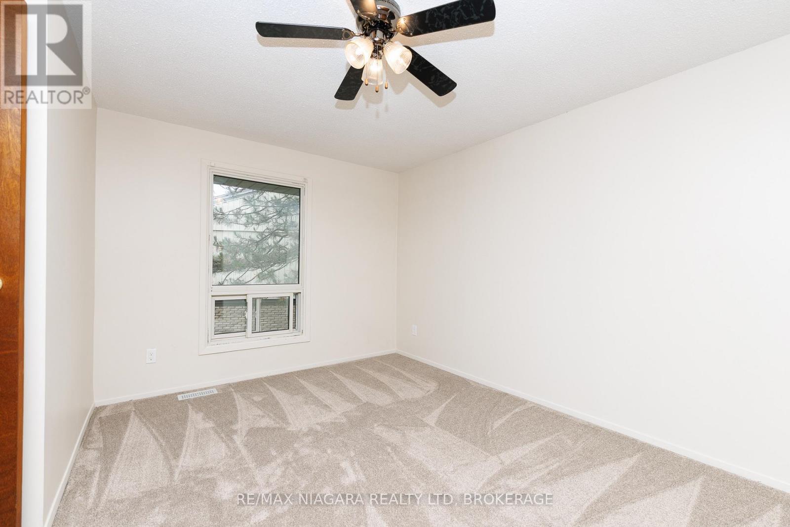 #37 302 VINE STREET - Image 18