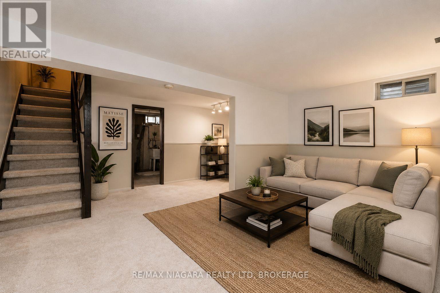 #37 302 VINE STREET - Image 7