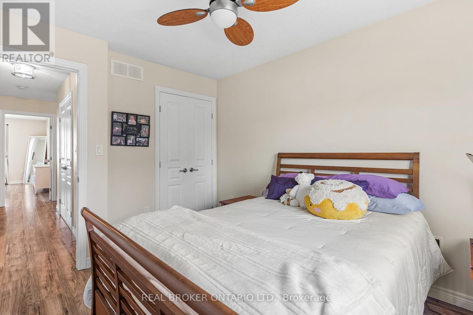 138 EDENROCK DRIVE - 17
