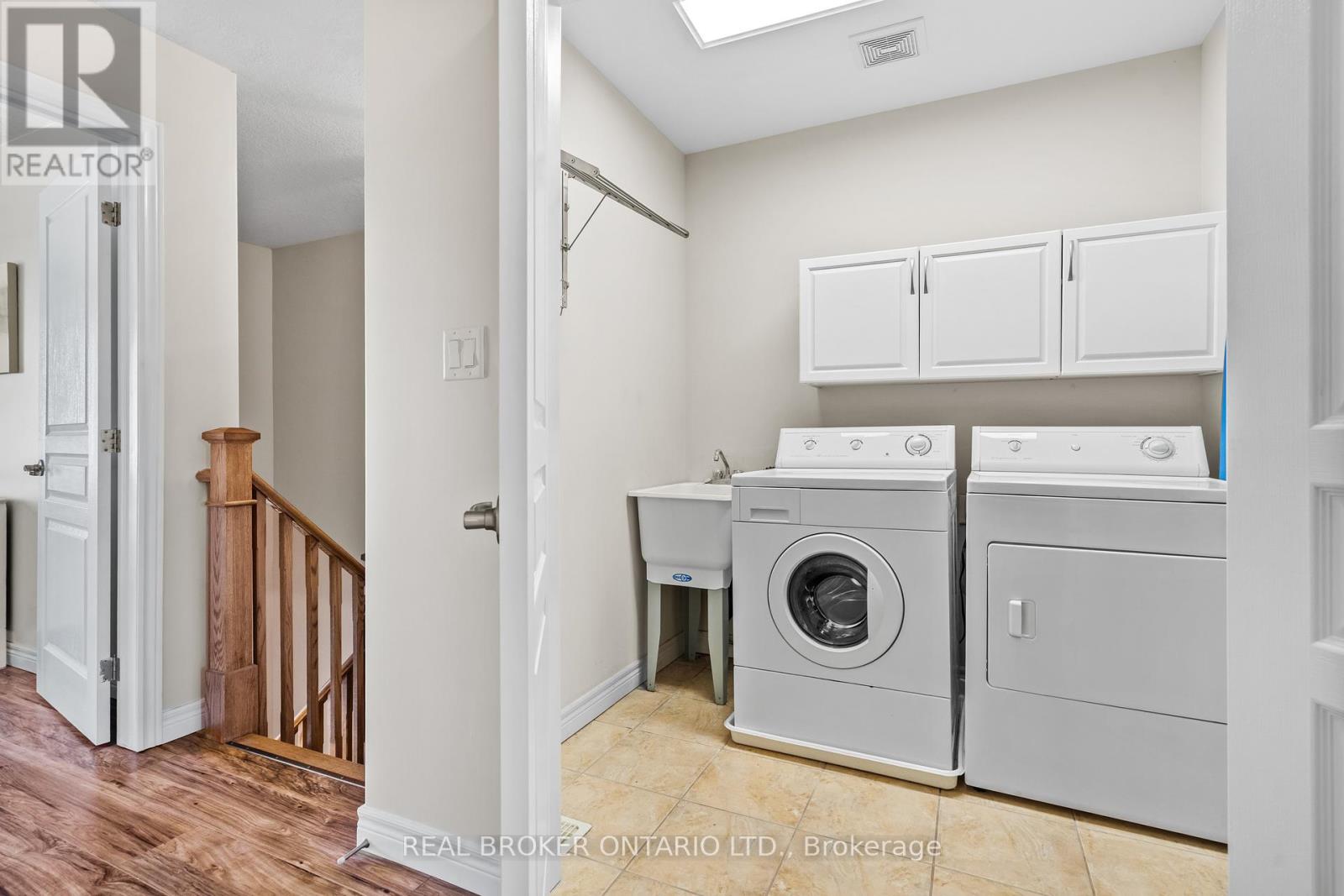 138 EDENROCK DRIVE - 21
