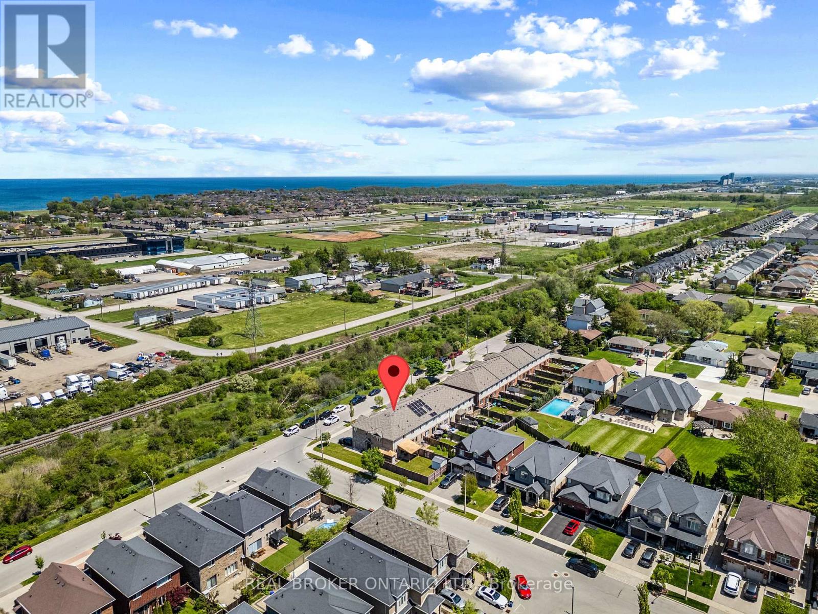 138 EDENROCK DRIVE - 29