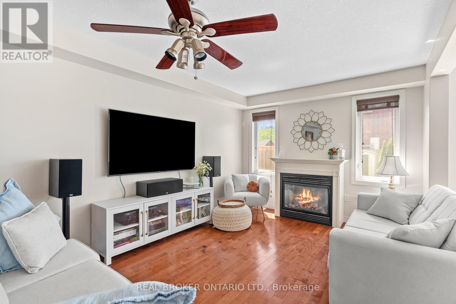138 EDENROCK DRIVE - 7