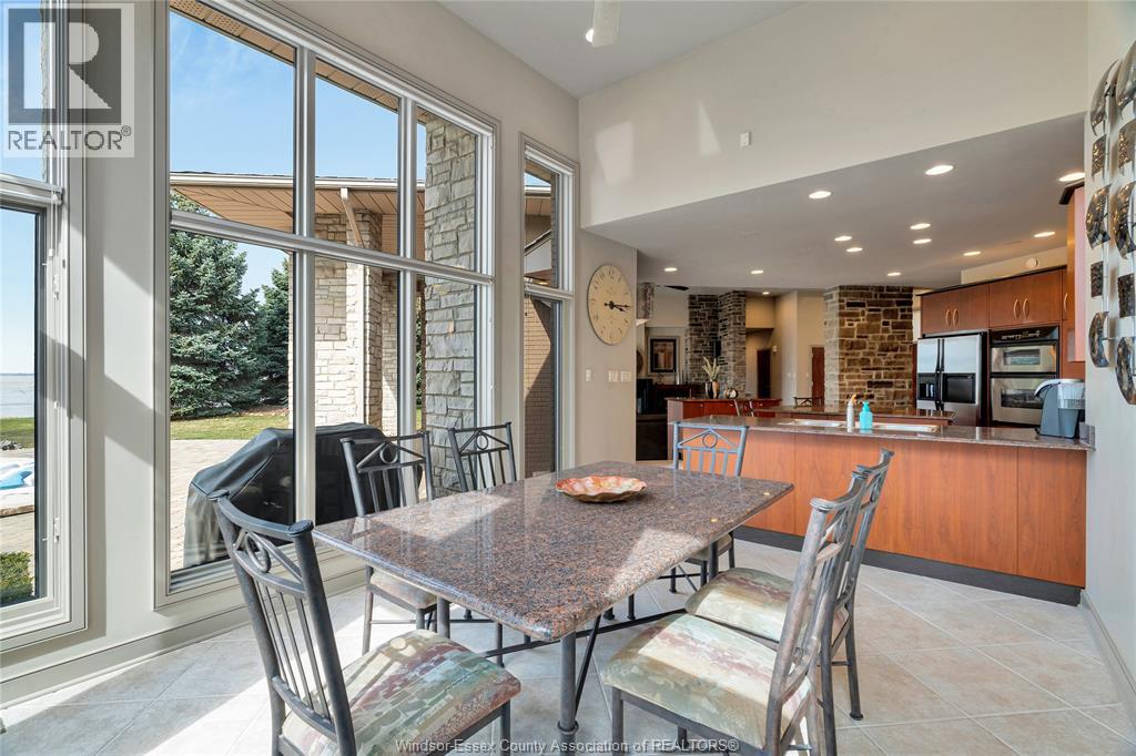 30 EMERALD LANE - 12