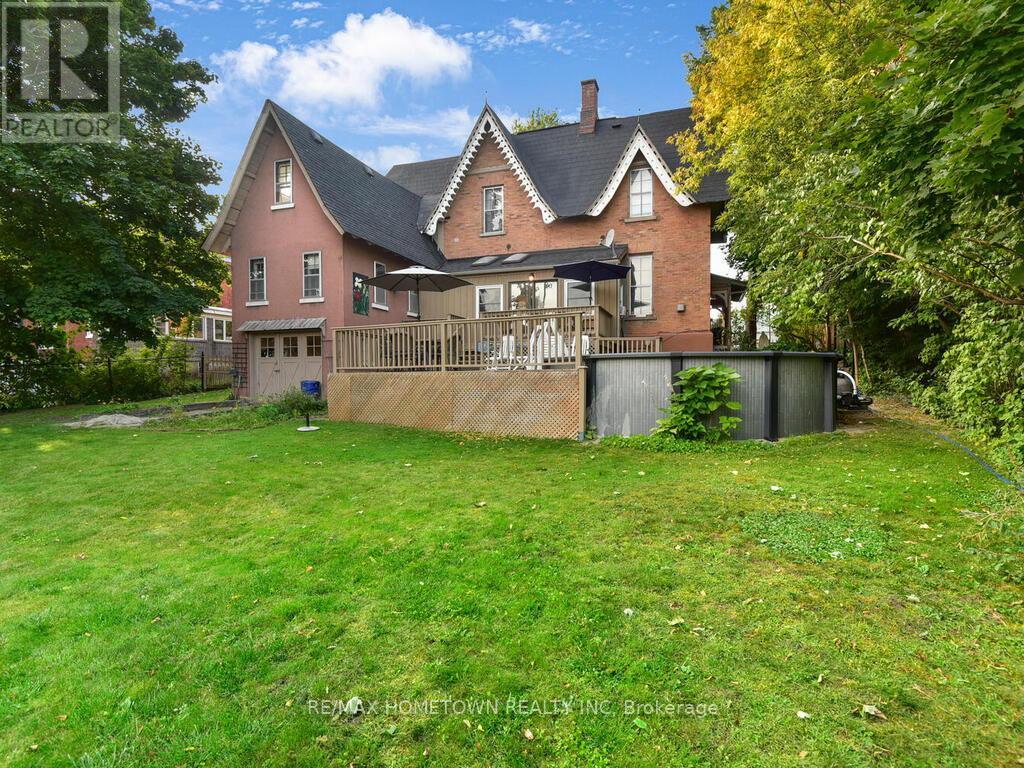 157 DIBBLE STREET W - 45