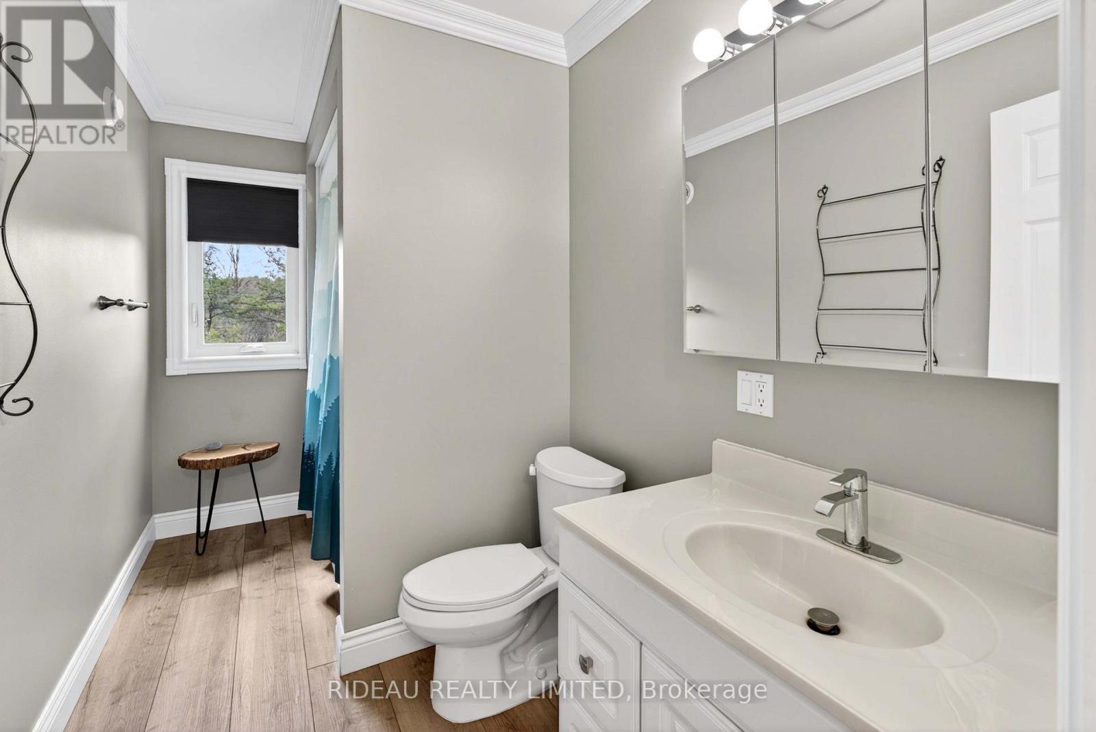 44 BLANCHARDS HILL ROAD - 25