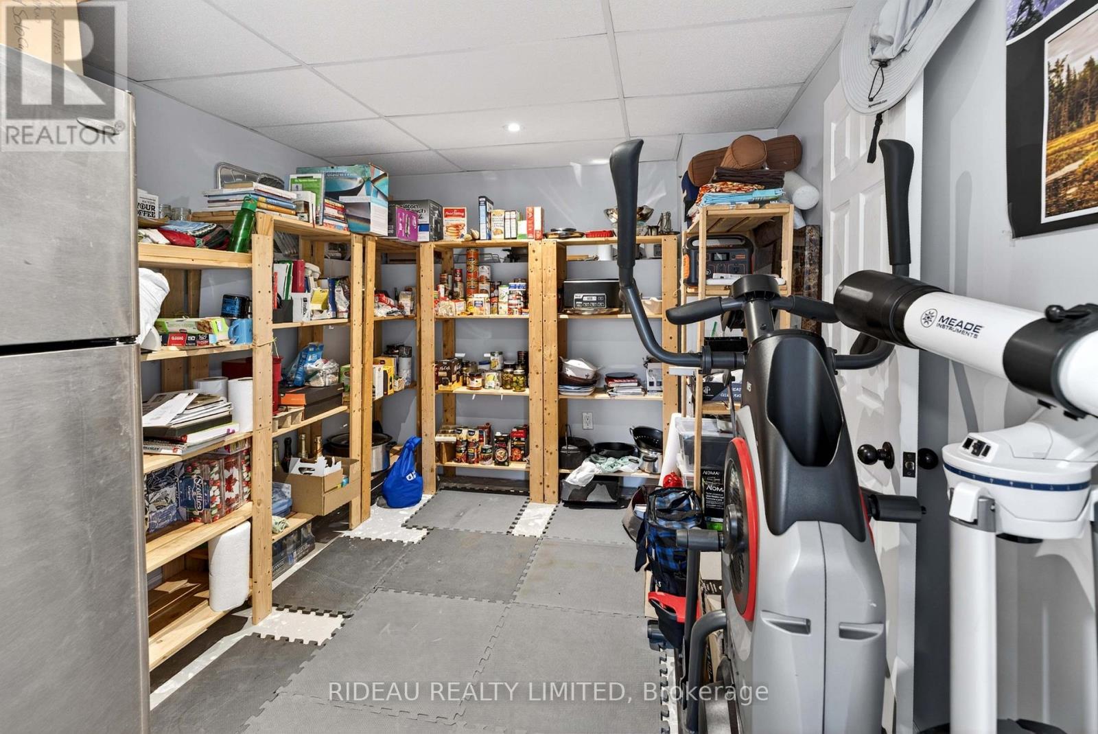 44 BLANCHARDS HILL ROAD - 32