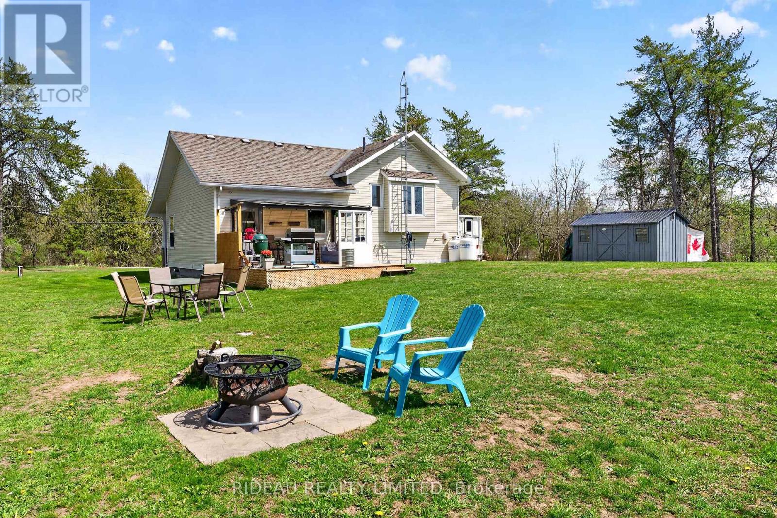 44 BLANCHARDS HILL ROAD - 34