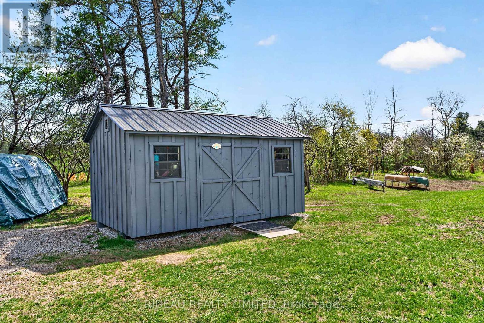 44 BLANCHARDS HILL ROAD - 35