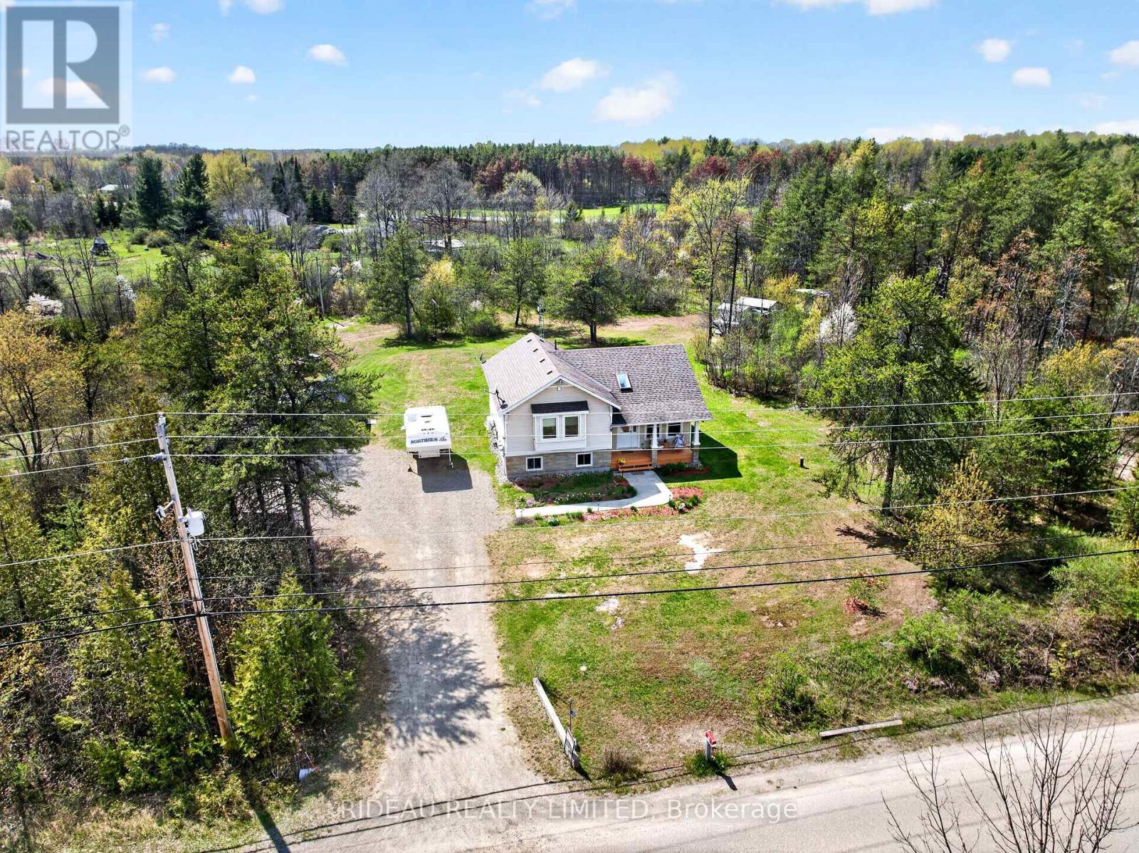 44 BLANCHARDS HILL ROAD - 44
