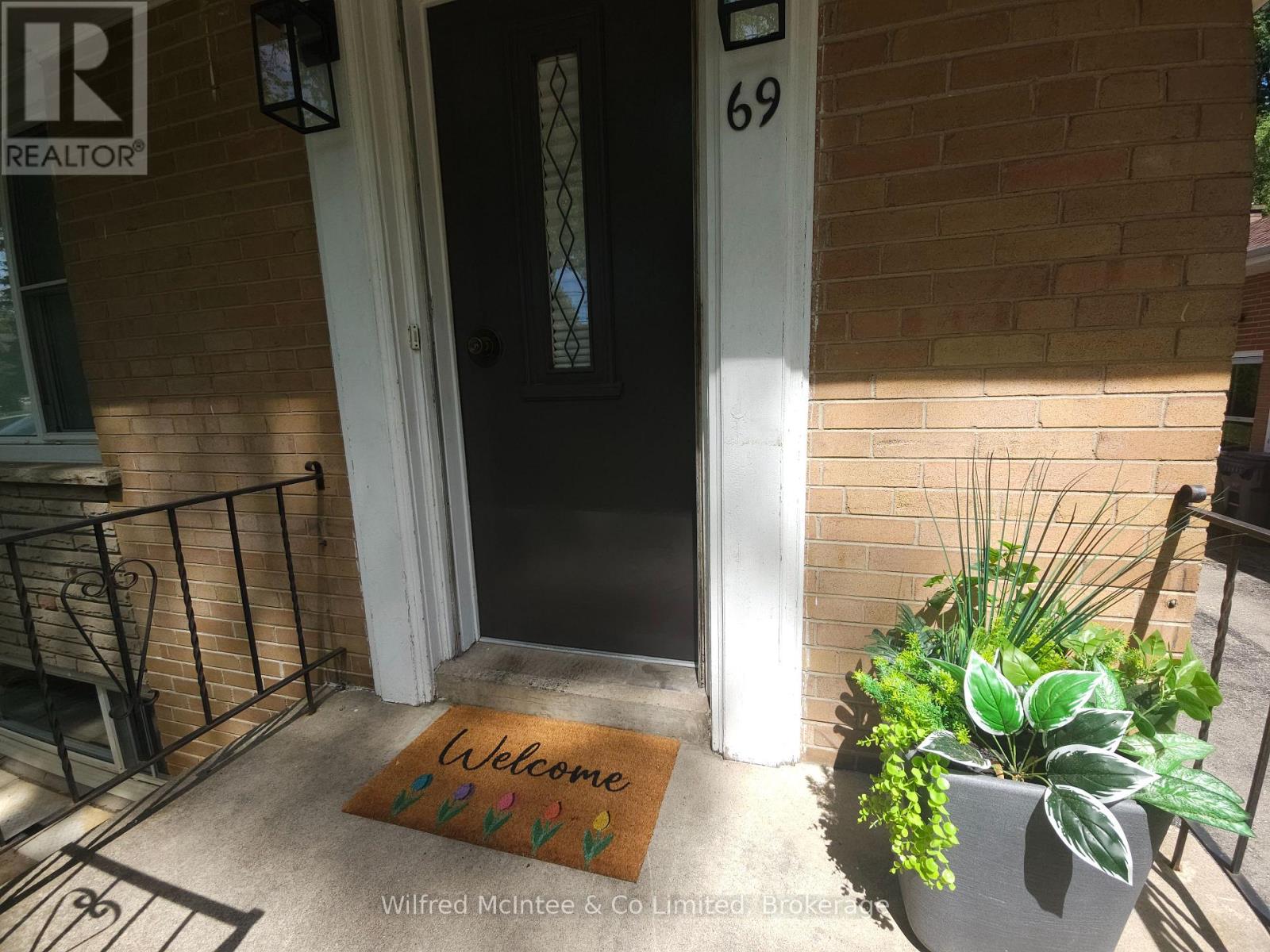 69 HALIBURTON AVENUE - 2