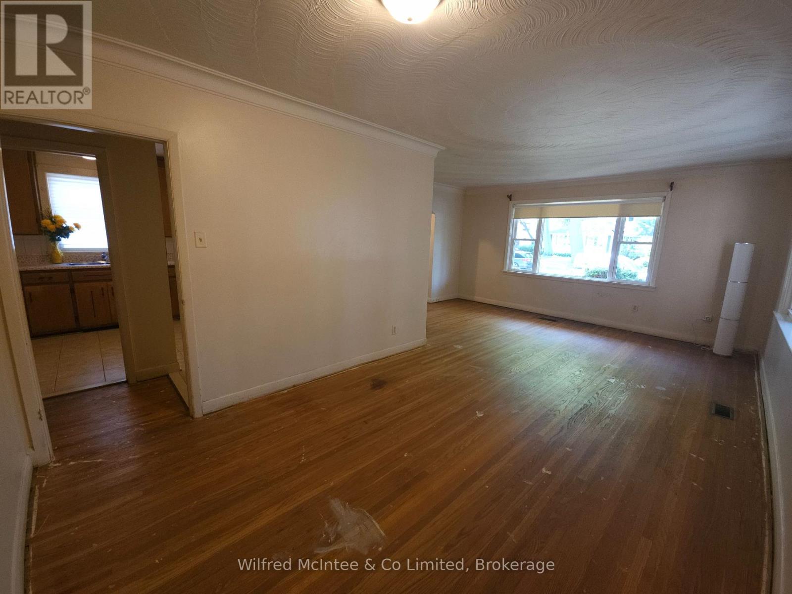 69 HALIBURTON AVENUE - 7