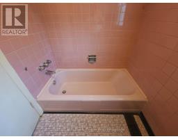 69 Haliburton Avenue, Toronto, ON M9B4Y6 Photo 16
