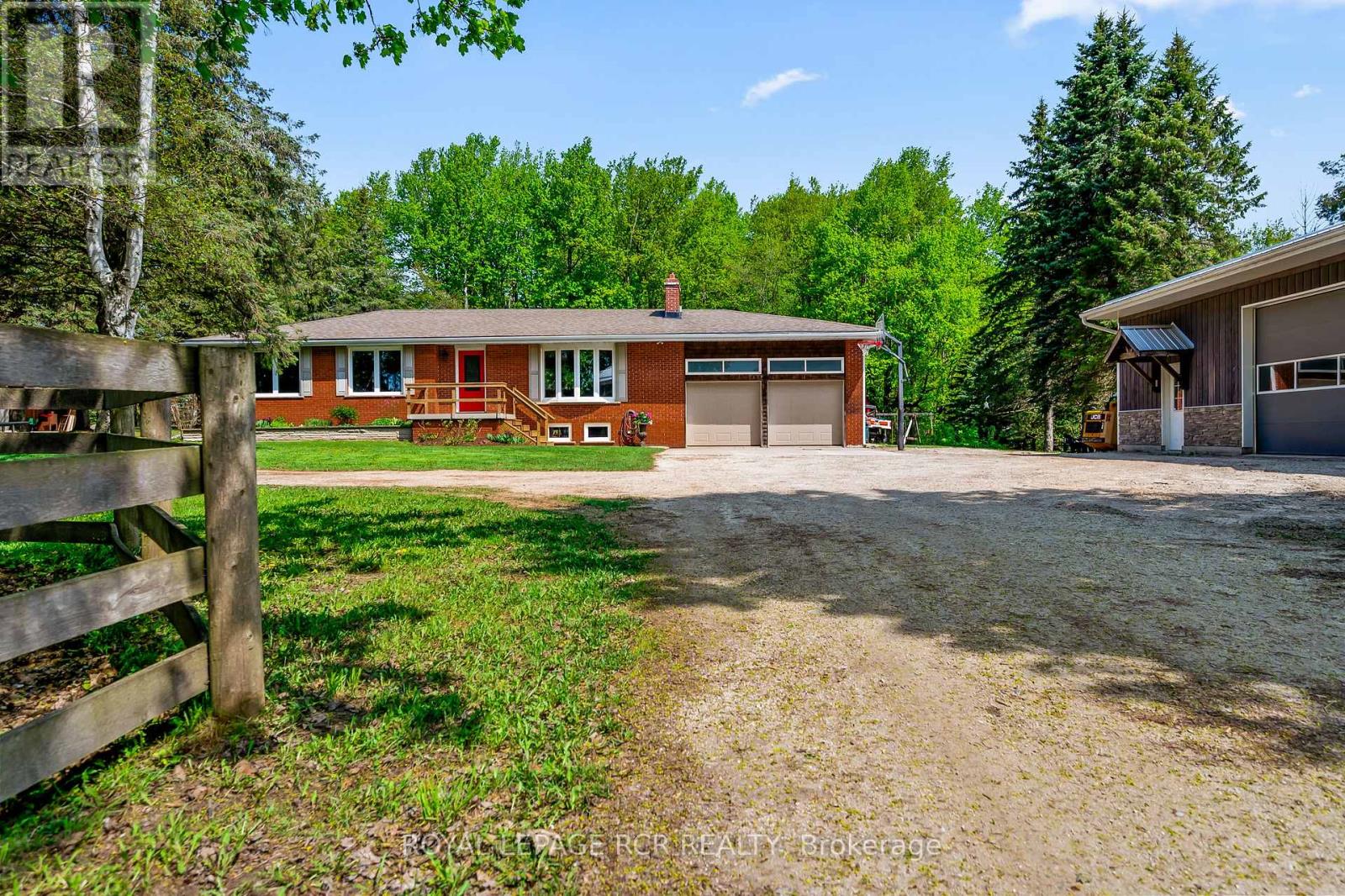 426079 25 SIDE ROAD - 1