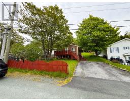 41 Hillview Drive thumbnail 5